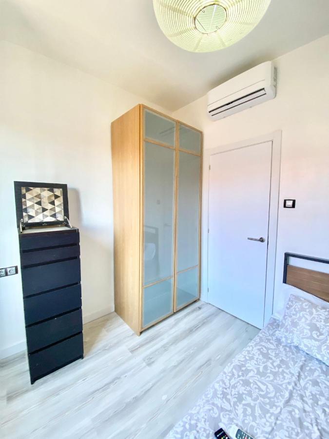 Piramides 1 Apartment Madrid Ngoại thất bức ảnh