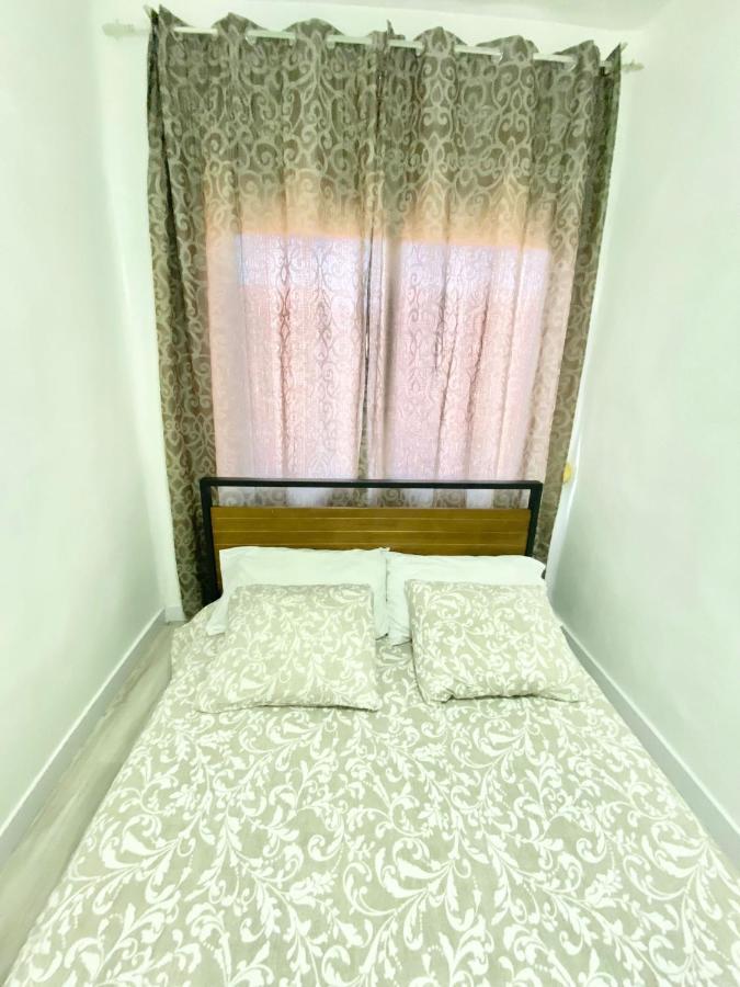 Piramides 1 Apartment Madrid Ngoại thất bức ảnh