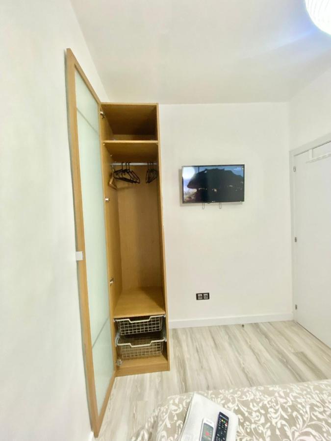Piramides 1 Apartment Madrid Ngoại thất bức ảnh
