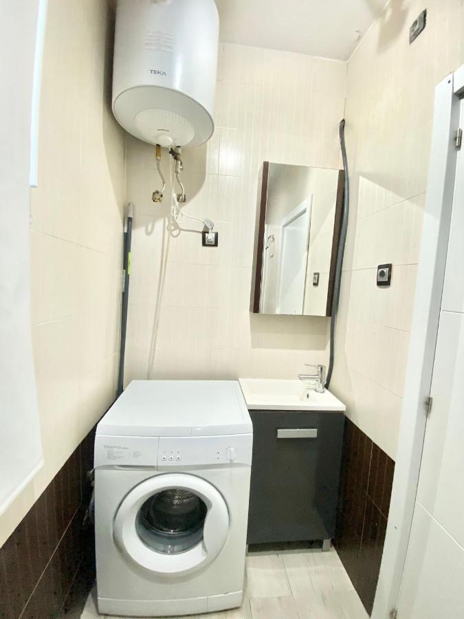 Piramides 1 Apartment Madrid Ngoại thất bức ảnh