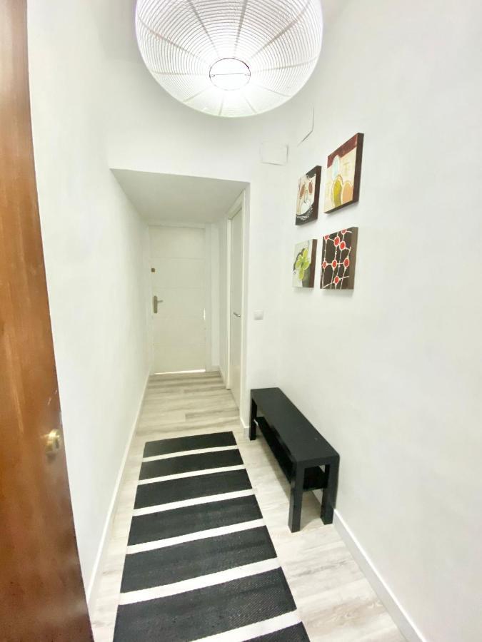 Piramides 1 Apartment Madrid Ngoại thất bức ảnh