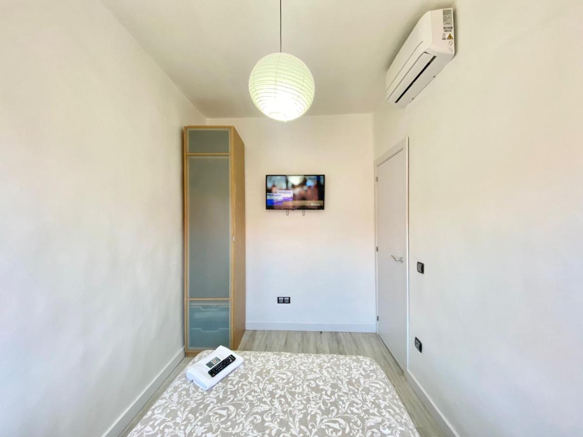 Piramides 1 Apartment Madrid Ngoại thất bức ảnh