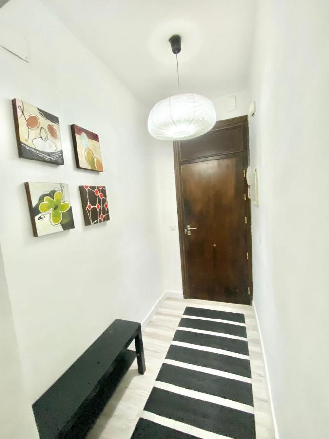 Piramides 1 Apartment Madrid Ngoại thất bức ảnh