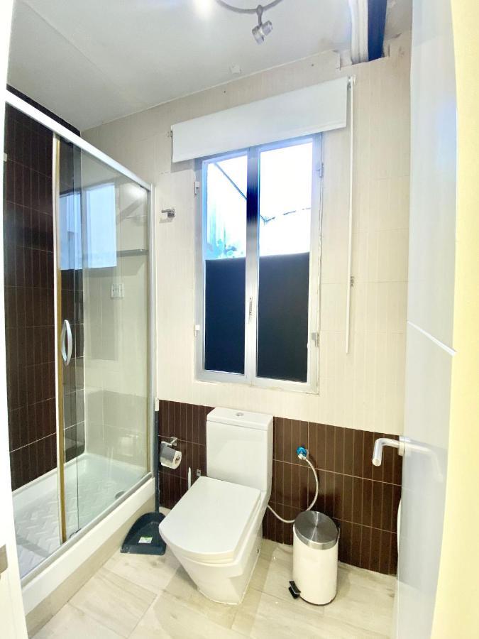 Piramides 1 Apartment Madrid Ngoại thất bức ảnh